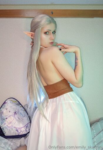 emily_skarian / emily_skariani nude photo #10