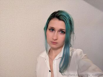emily_skarian / emily_skariani nude photo #31