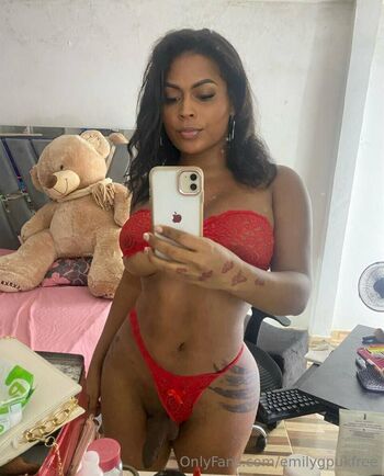 Emily FREE / emilygpukfree nude photo #4