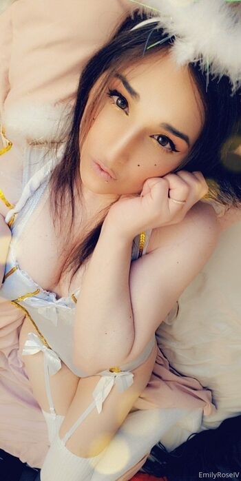 Emily Ros / emilyroseiv nude photo #12