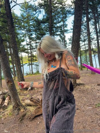 Emily Sedona FRE / emilysedonafree nude photo #1