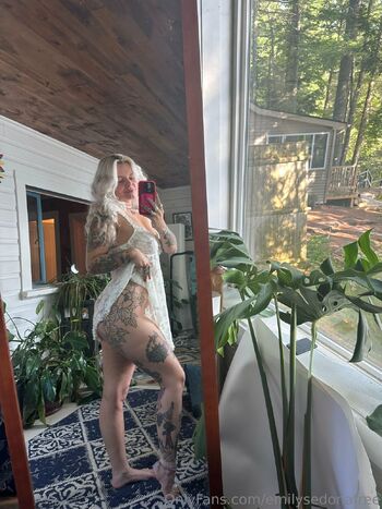 Emily Sedona FRE / emilysedonafree nude photo #18