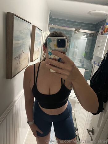 Emily Sequoia Fre / emilysequoiafree nude photo #2