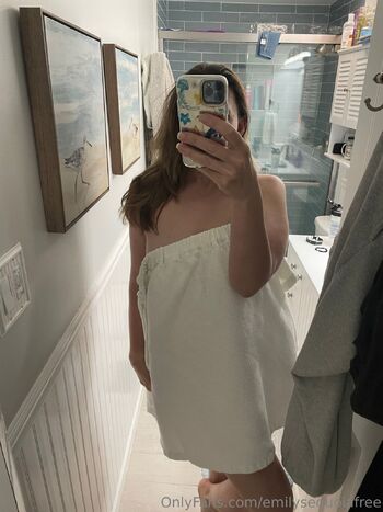 Emily Sequoia Fre / emilysequoiafree nude photo #12