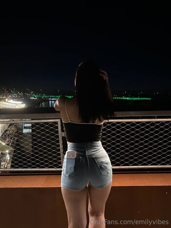 Emily Pregnant Love / emilyvibes nude photo #19