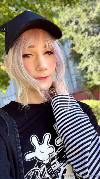 Emiri / emiria_lin nude photo #1