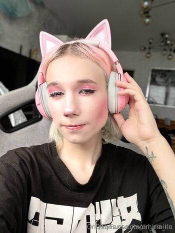 Emiri / emiria_lin nude photo #19