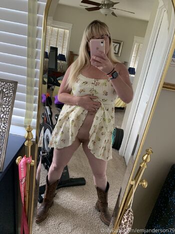 Emily Jane Anderso / emjanderson79 nude photo #16
