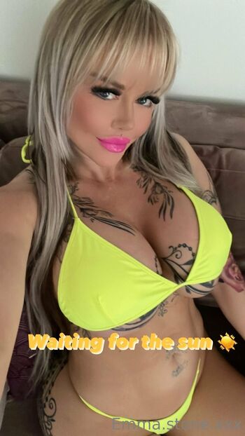 Emma.StoneXXX / emma.stone.xxx / emma.stone1981 / emmastonexxxpse nude photo #9