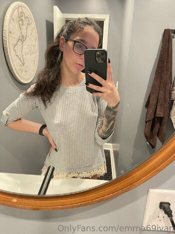 Emma and Iva / emma69ivan / xemmakattx nude photo #19