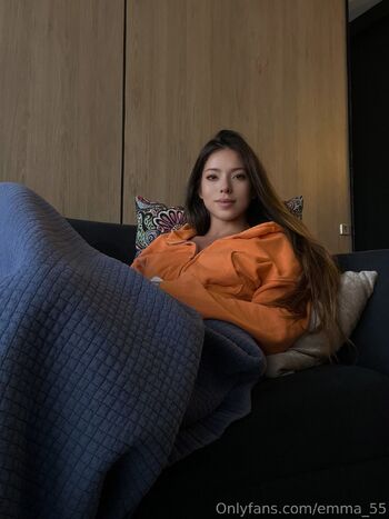 Emma / emma_55 nude photo #6