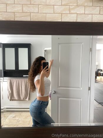Emm / emmaagassi nude photo #17