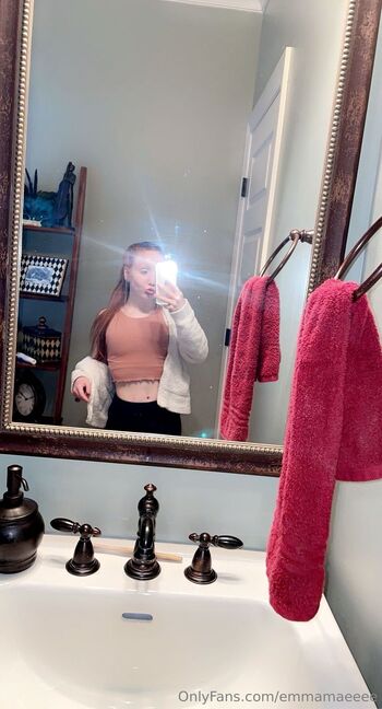 EmmaMa / emmamaeeee nude photo #20