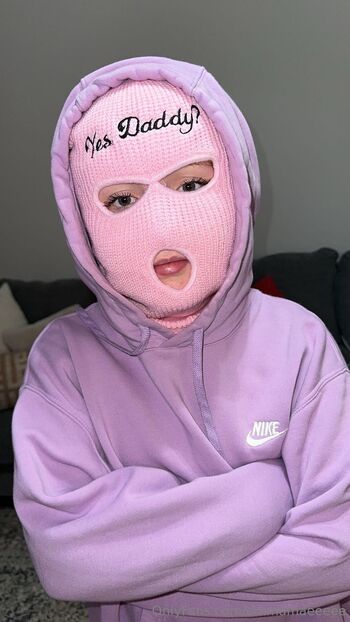 EmmaMa / emmamaeeeee nude photo #1