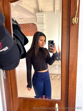 emm / emmamurphy365 nude photo #8