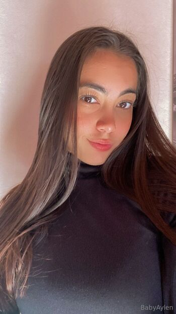 EMMA / emmaspussyy nude photo #32