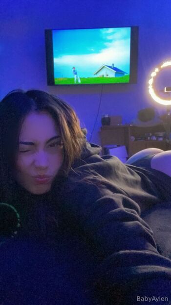 EMMA / emmaspussyy nude photo #38