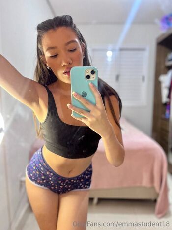 Emm / emmastudent18 nude photo #12