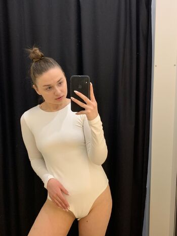 Emm / emmasvonn nude photo #9