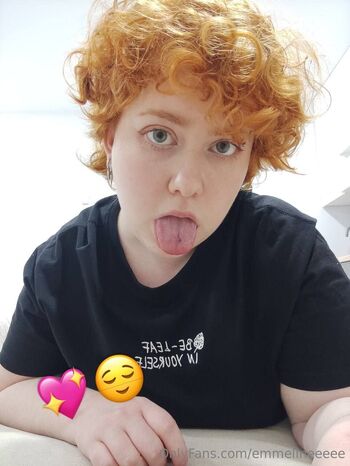 Emmeline / emmelineeeee nude photo #16