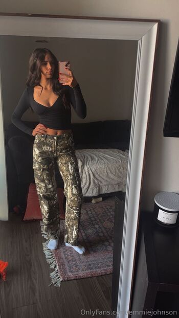 Emmie Gusher / emmiejohnson nude photo #6