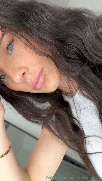 Emmie Gusher / emmiejohnson nude photo #10