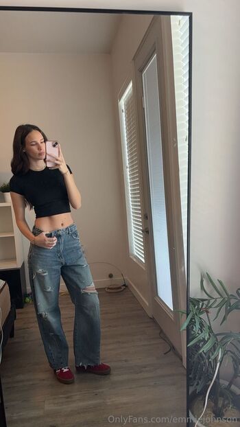 Emmie Gusher / emmiejohnson nude photo #11