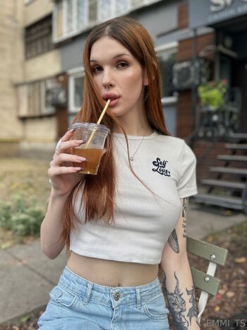 𝐄𝐌𝐌𝐈 / emmii_ts / emmiii_ts nude photo #5