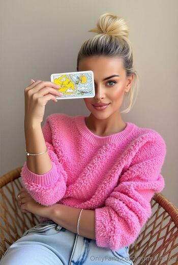 Emily MAXIM Cover Mus / emmilee.xx / emmilee.xx1 nude photo #2