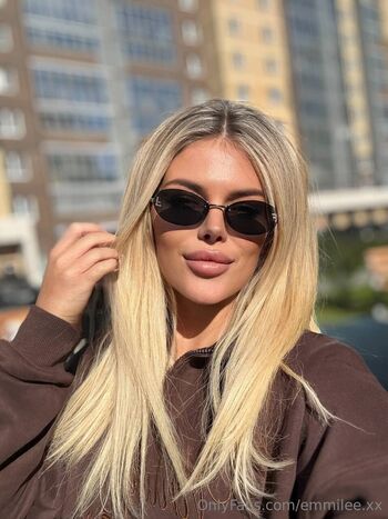 Emily MAXIM Cover Mus / emmilee.xx / emmilee.xx1 nude photo #20