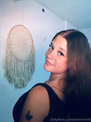Emily / emmimilli nude photo #30