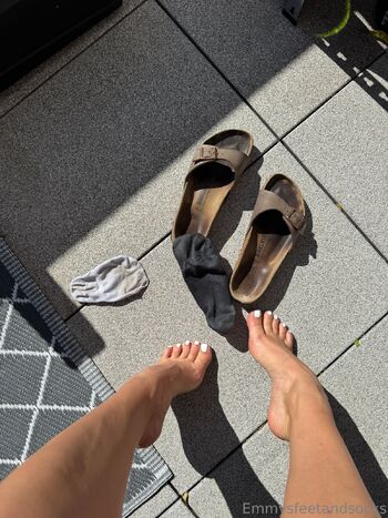 Emmysfeetandsock / emmyfeetandsocks nude photo #31
