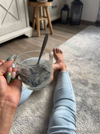 Emmysfeetandsock / emmyfeetandsocks nude photo #34