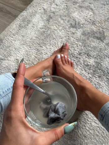 Emmysfeetandsock / emmyfeetandsocks nude photo #37