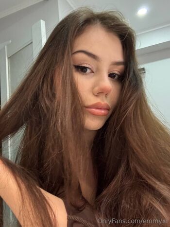 𝐸𝓂𝓎 / emmyxi nude photo #6