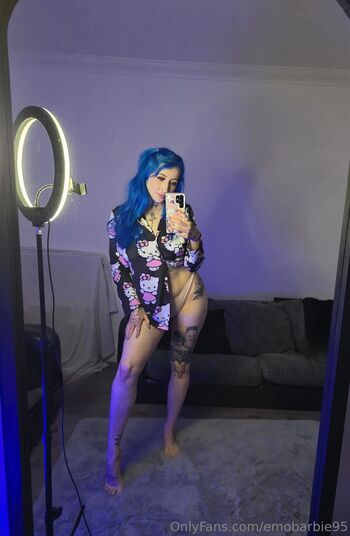 Emo Barbi / emobarbie95 nude photo #17