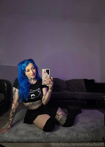 Emo Barbi / emobarbie95 nude photo #19