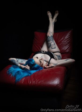 Emo Barbi / emobarbie95 nude photo #38