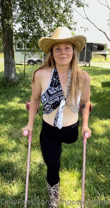 Artemis Jad / empoweredamputeefreepage nude photo #7