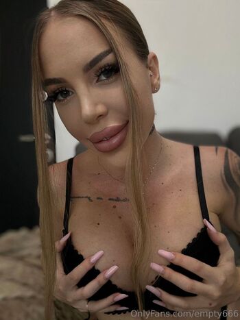 empt / empty666 nude photo #15