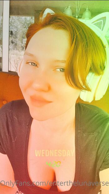 Lun / enterthelunaverse nude photo #6