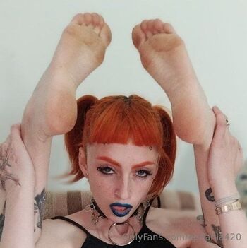 Epifaní / epifania420 nude photo #13