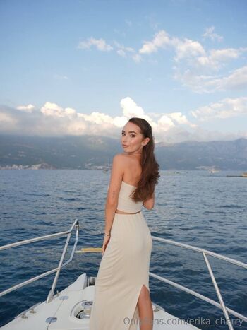 𝐄𝐑𝐈𝐊𝐀 𝕪𝕠𝕦𝕣 𝕡𝕖𝕣𝕗𝕖𝕔𝕥 𝕘𝕚𝕣𝕝 / erika_cherry nude photo #17