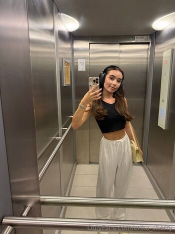 𝐄𝐑𝐈𝐊𝐀 𝕪𝕠𝕦𝕣 𝕡𝕖𝕣𝕗𝕖𝕔𝕥 𝕘𝕚𝕣𝕝 / erika_cherry nude photo #24