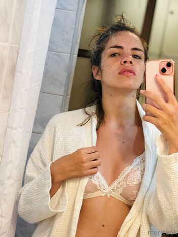 Mericaok / erikacamilamelo nude photo #14