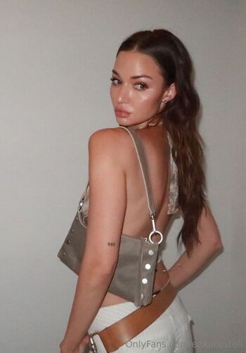 Erika / erikacostell nude photo #3