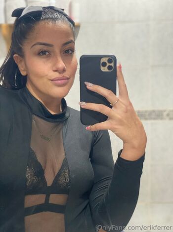 Erika / erikferrer nude photo #2