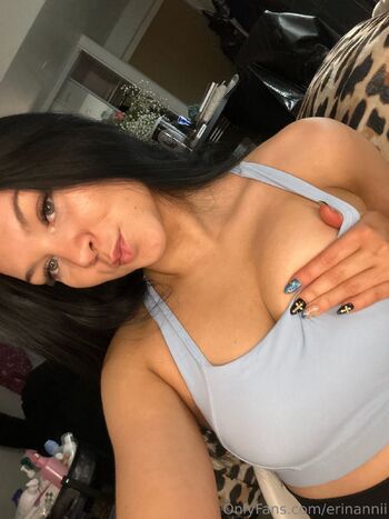 Eri / erinannii nude photo #11
