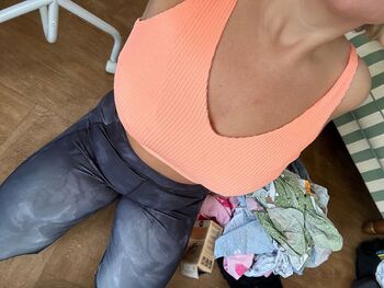 ERIN / erinincheshirex nude photo #16