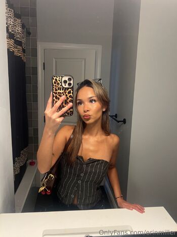 Erin / erinmiller nude photo #30